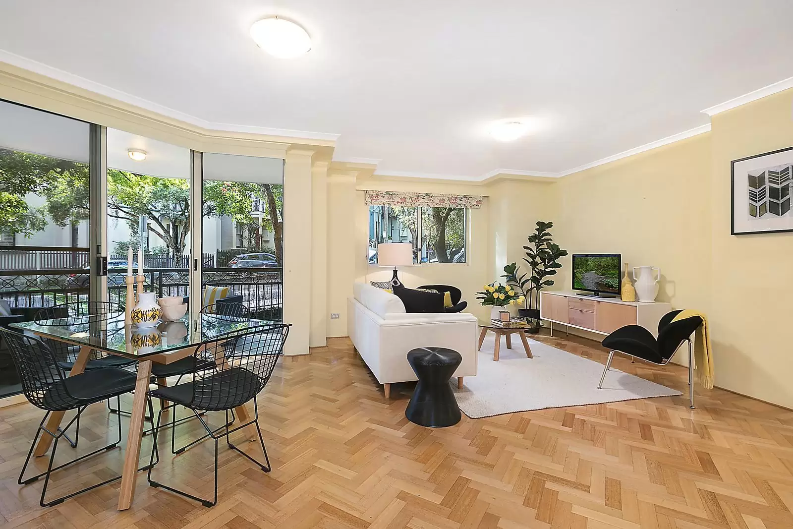 15/2 Rosebery Place, Balmain Sold by Coopers Agency - image 2