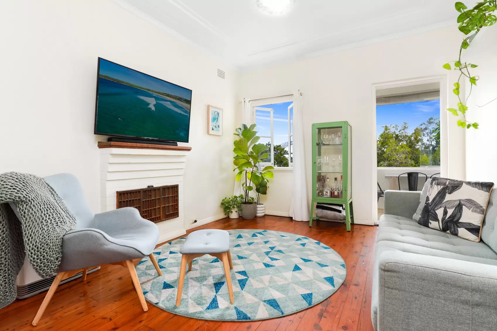 1/7 Weston Street, Balmain East Leased by Coopers Agency - image 2