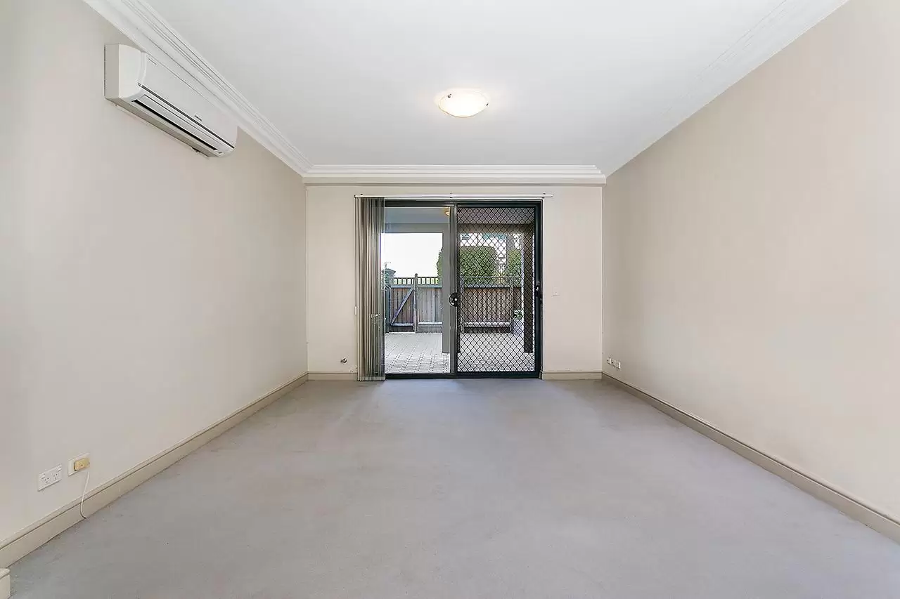 A2/1 Buchanan Street, Balmain Leased by Coopers Agency - image 3