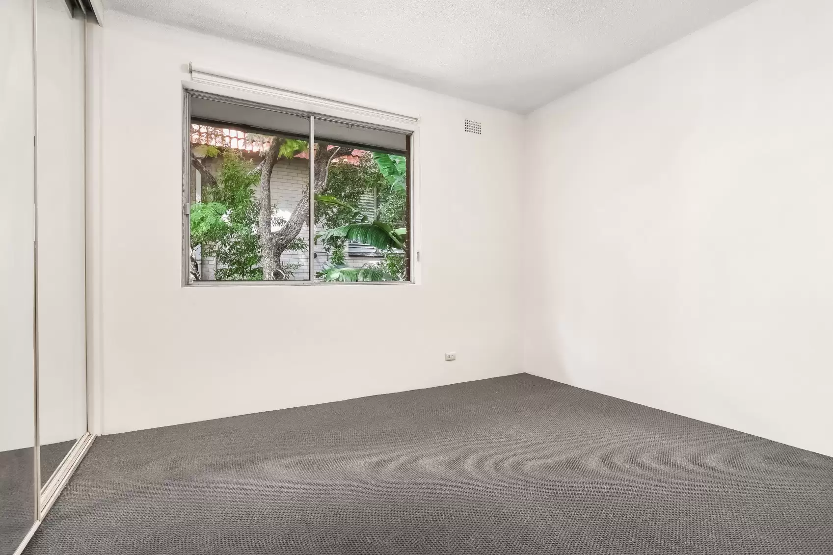 6/47 Wharf Road, Birchgrove Leased by Coopers Agency - image 5