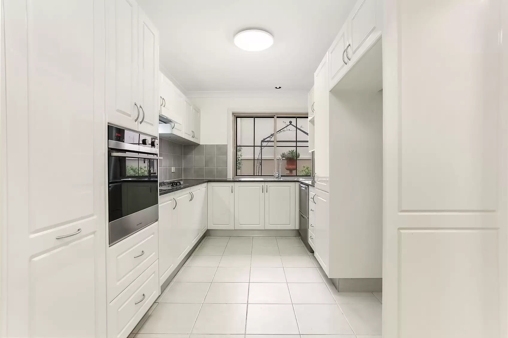 7 Waruda Place, Huntleys Cove Leased by Coopers Agency - image 4
