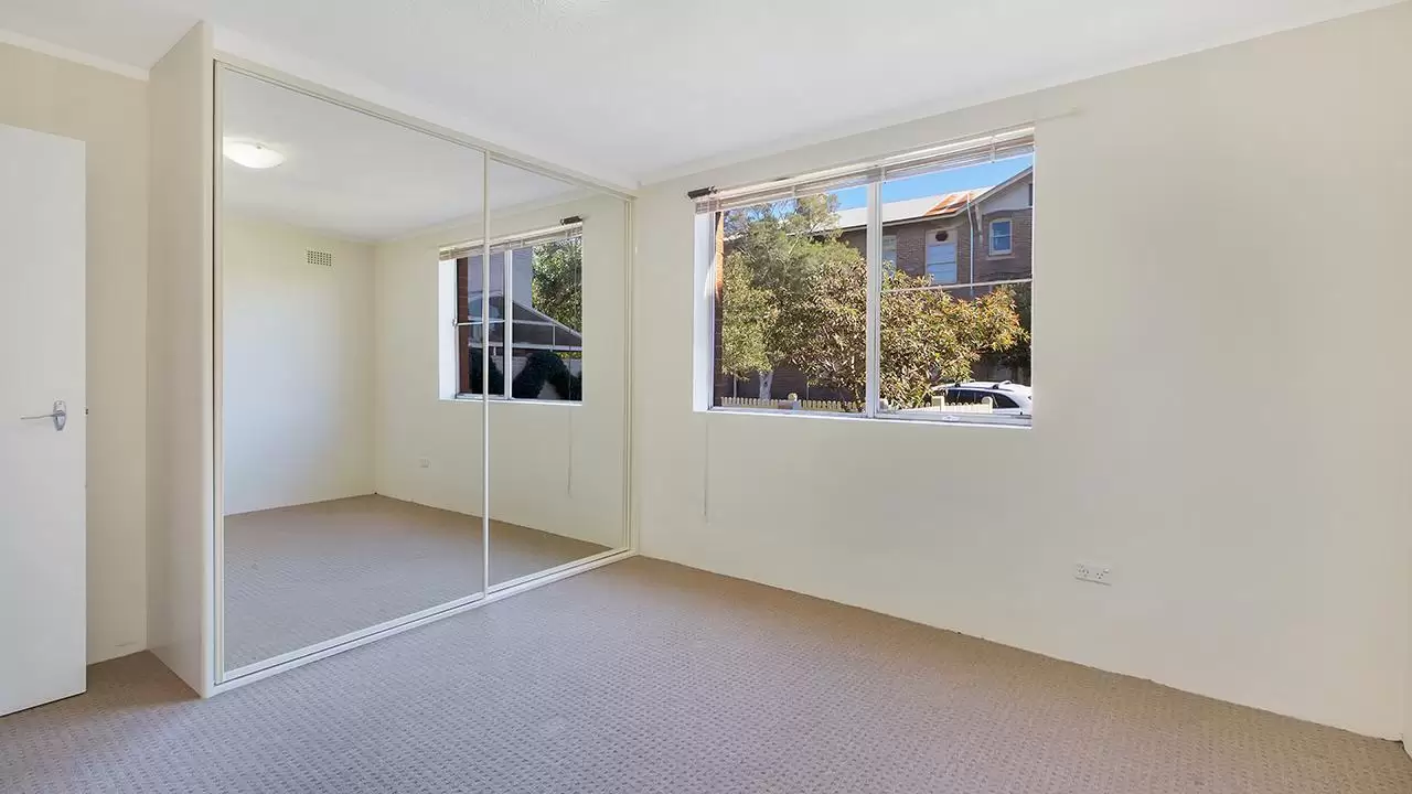 2/53 Smith Street, Balmain Leased by Coopers Agency - image 3