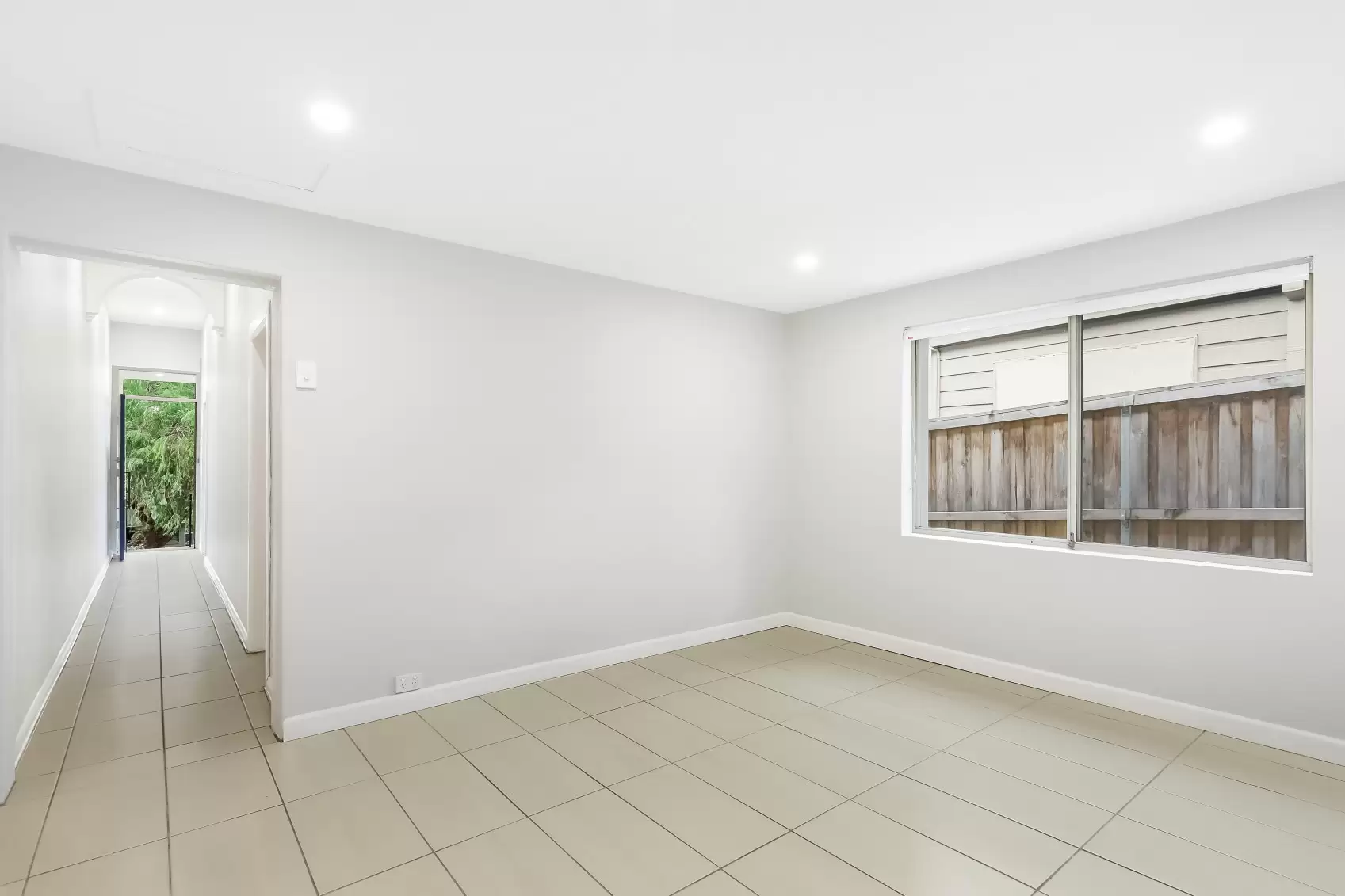 18 Pashley St, Balmain Leased by Coopers Agency - image 2