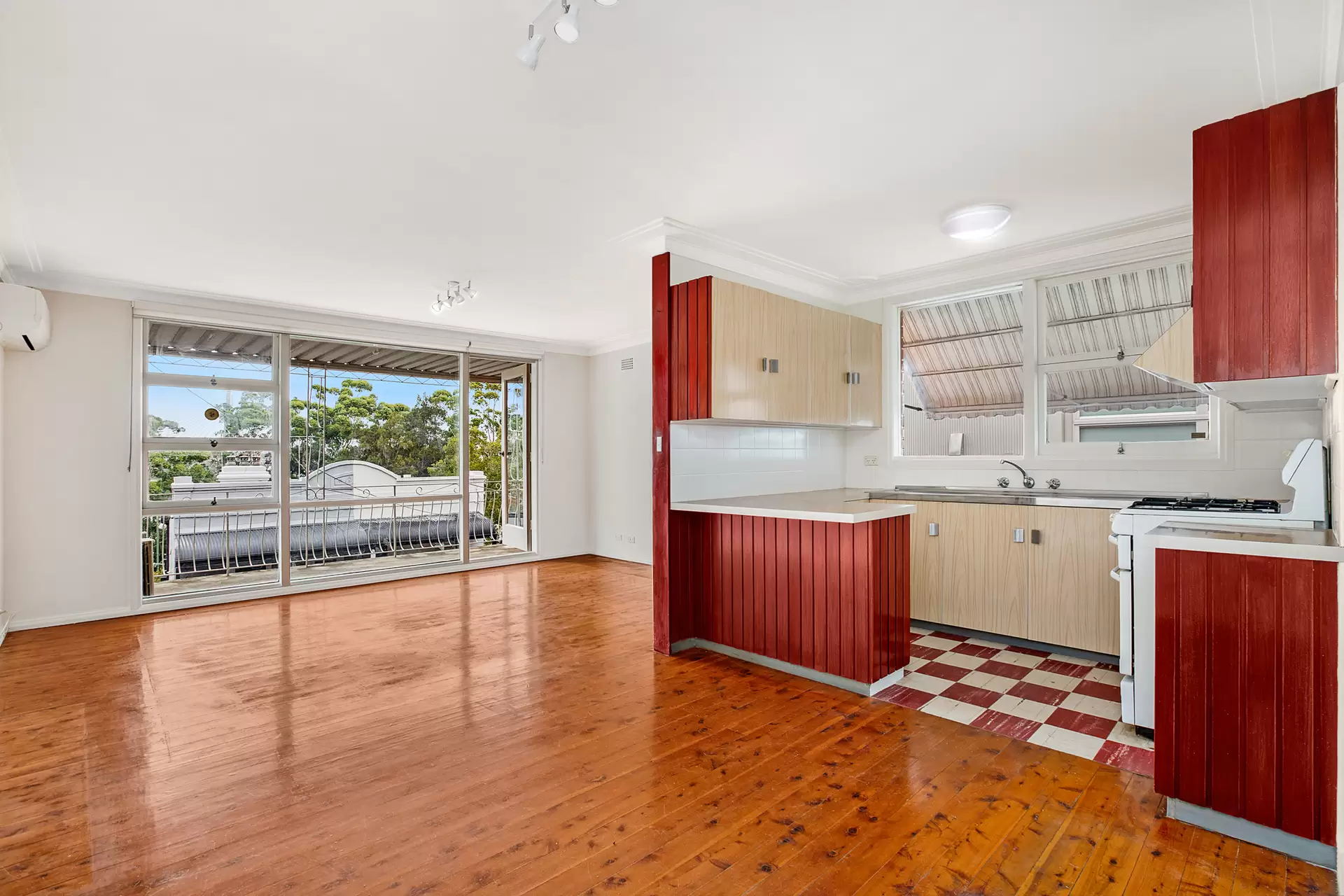 7 Bradford Street, Balmain Leased by Coopers Agency - image 1