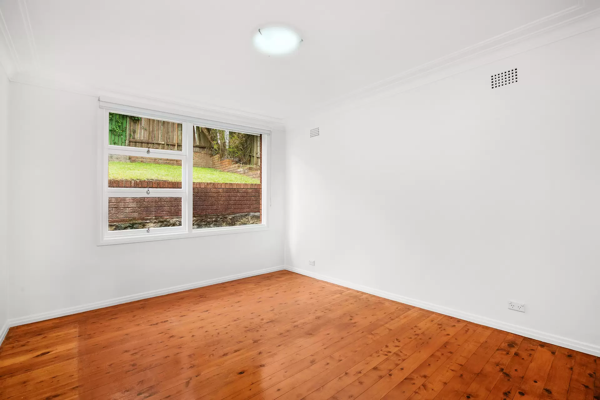 7 Bradford Street, Balmain Leased by Coopers Agency - image 1