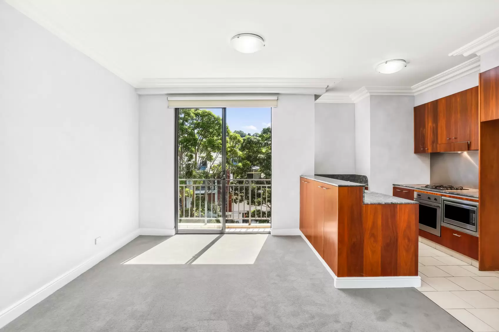 A8/1 Buchanan Street, Balmain Leased by Coopers Agency - image 4