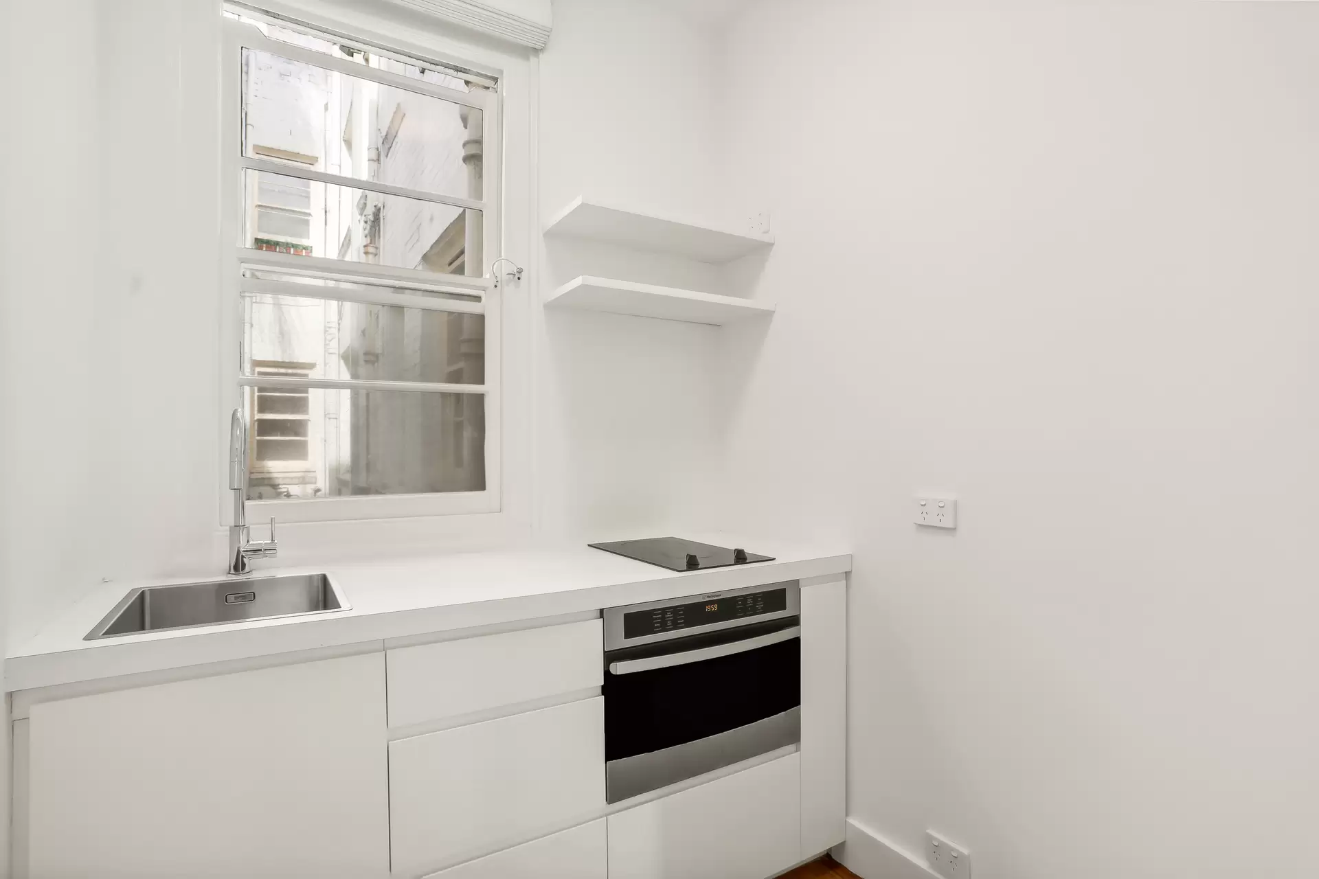 16/2 Crick Avenue, Elizabeth Bay Leased by Coopers Agency - image 1