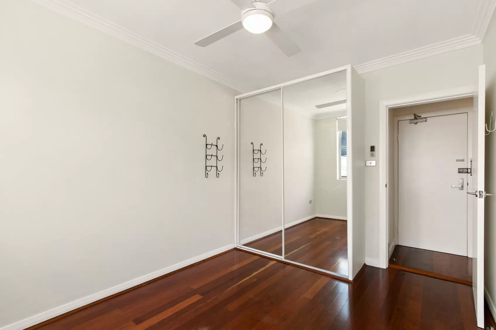 3/24A Pearson Street, Balmain East Leased by Coopers Agency - image 4