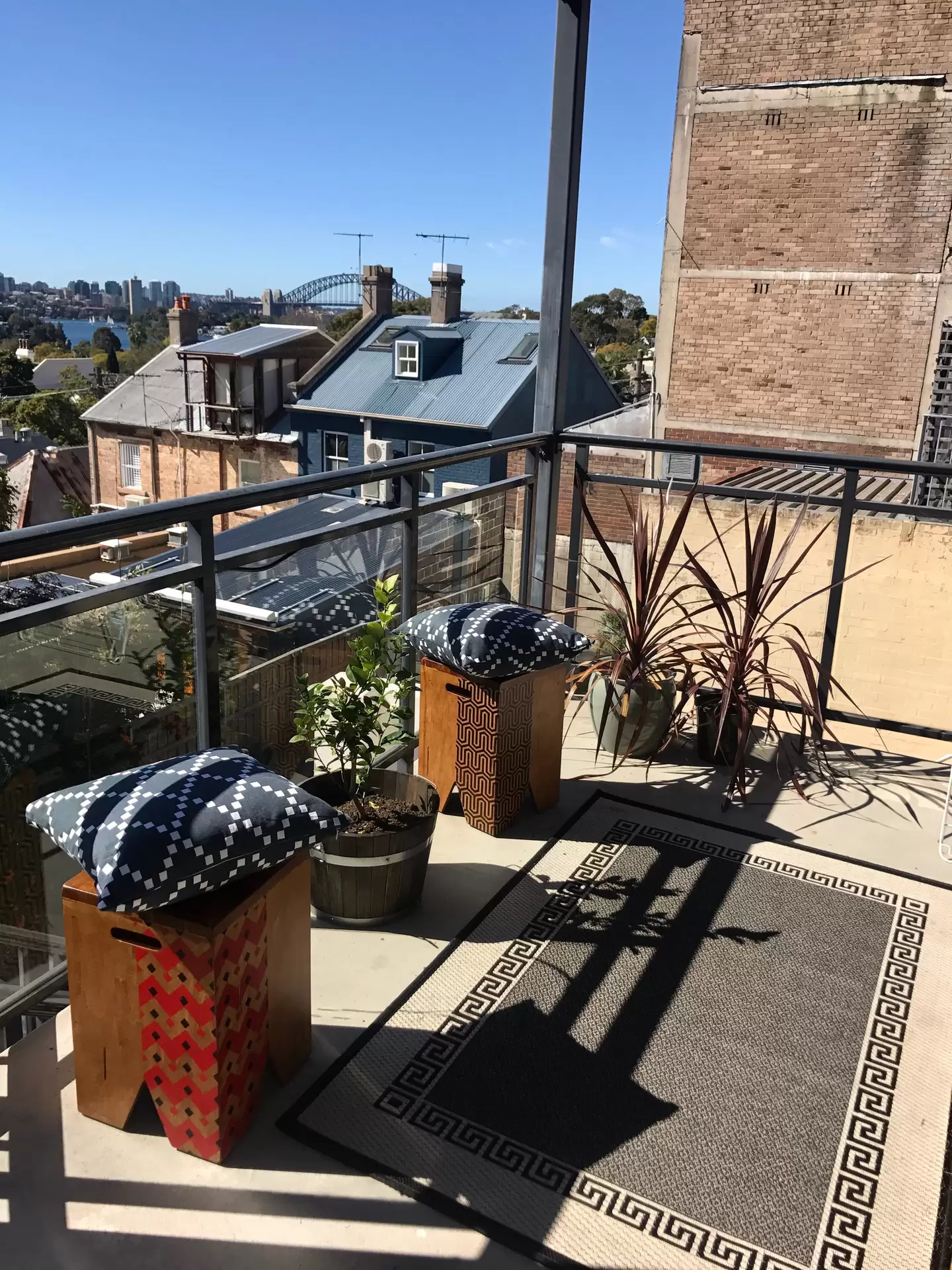 2/329 Darling Street, Balmain Leased by Coopers Agency - image 1
