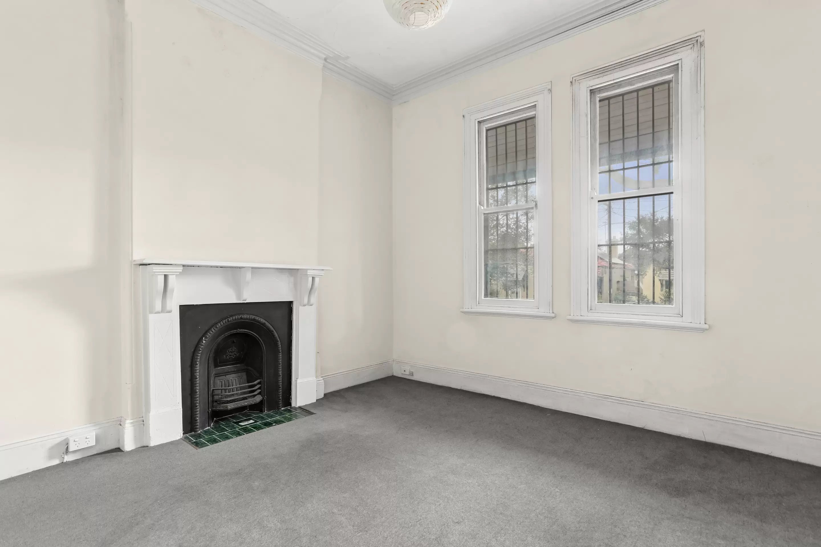 30 Clarendon, Stanmore Auction by Coopers Agency - image 2