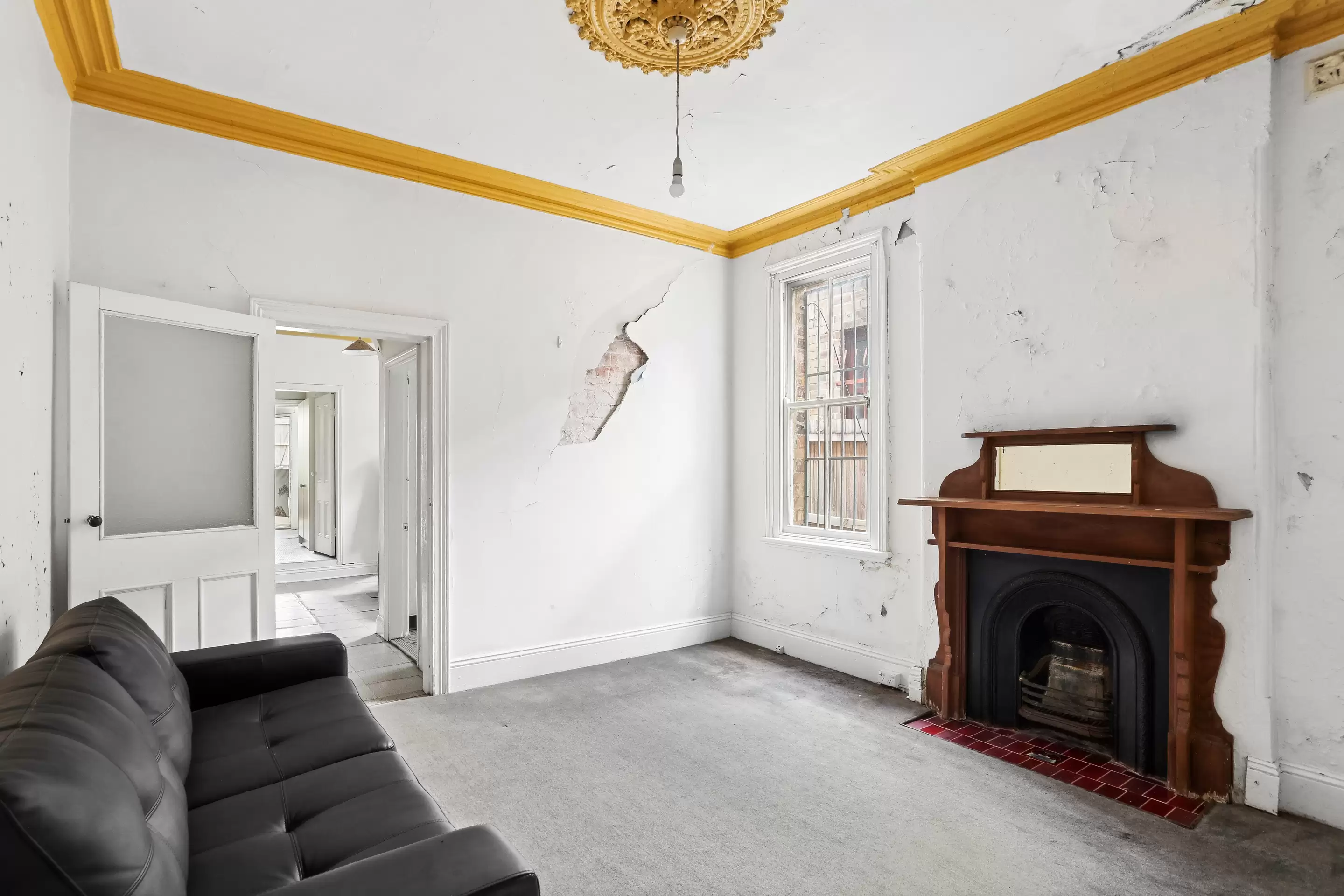 30 Clarendon, Stanmore Auction by Coopers Agency - image 5