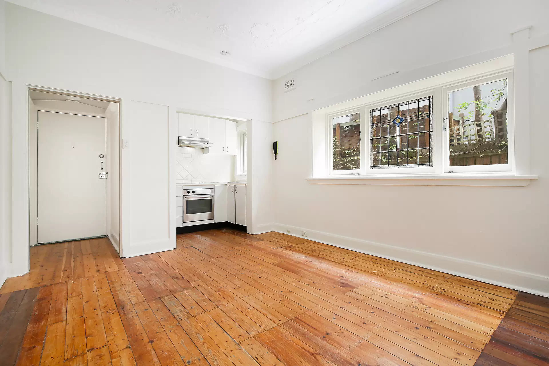 1/17 Sir Thomas Mitchell Road, Bondi Beach Leased by Coopers Agency - image 1