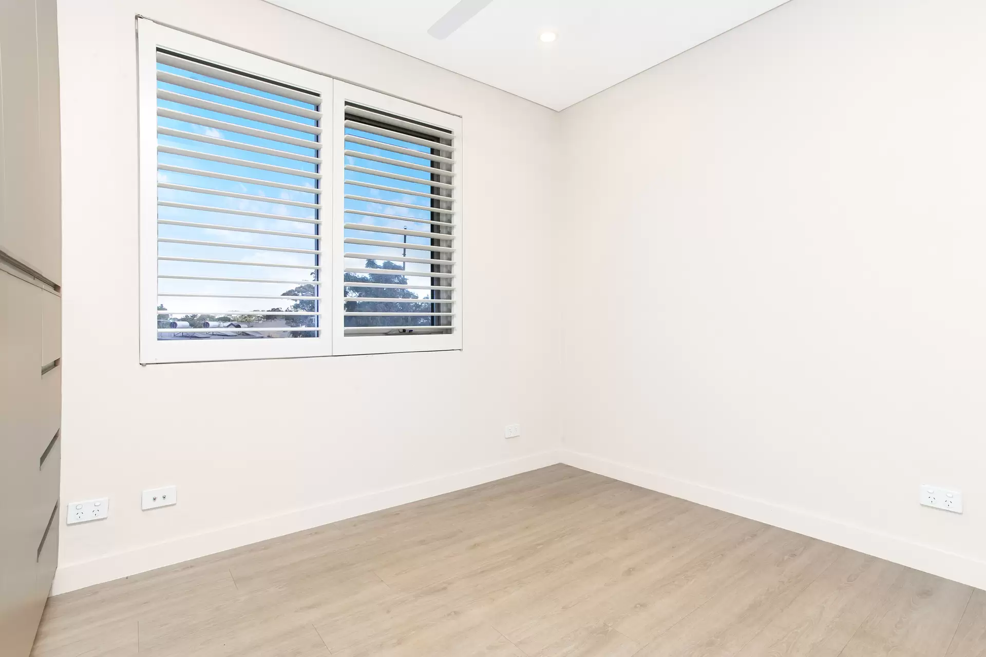 6/31-33 Maida Street, Lilyfield For Lease by Coopers Agency - image 1