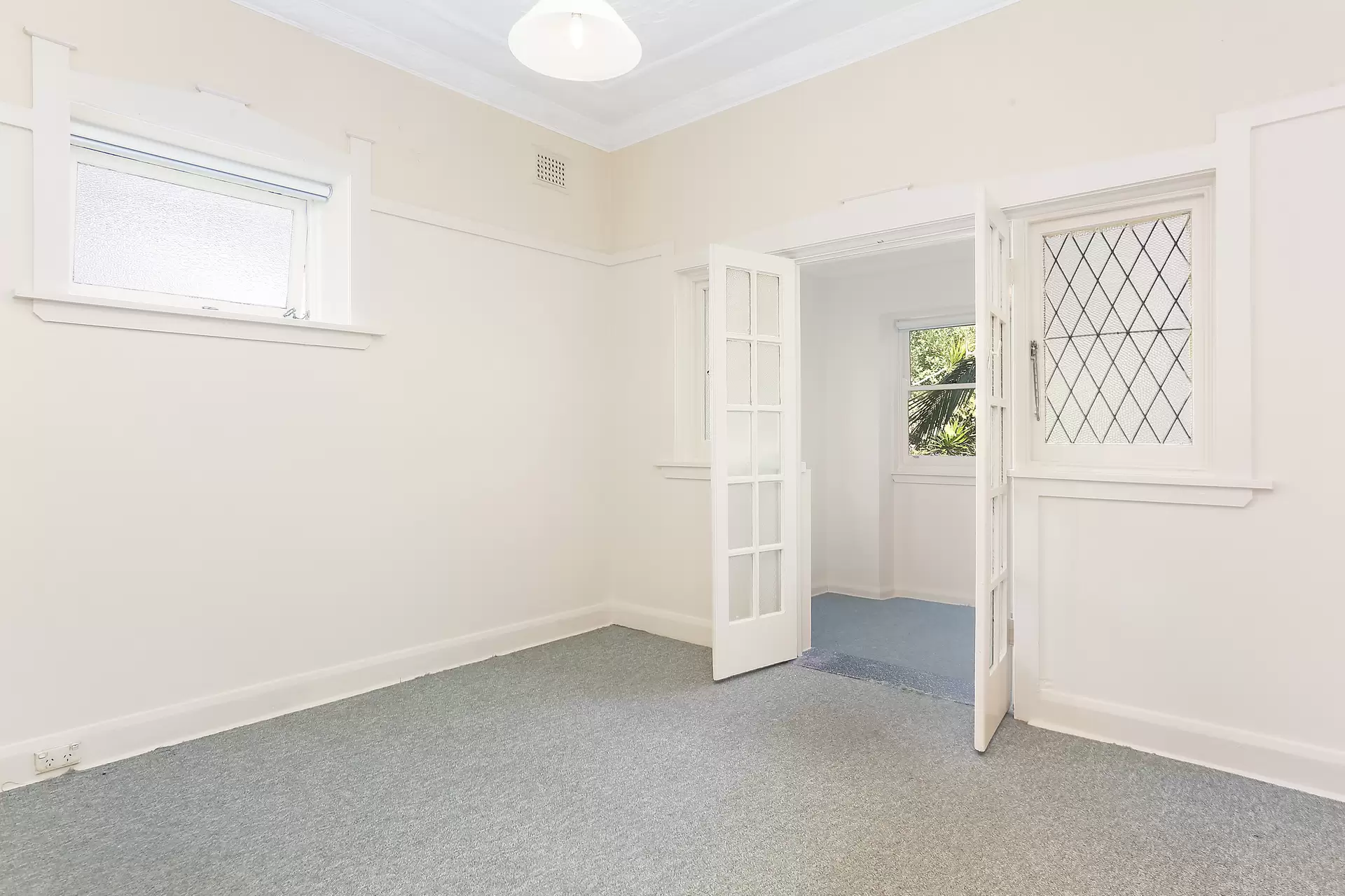 5/17 Sir Thomas Mitchell Road, Bondi Beach Leased by Coopers Agency - image 1