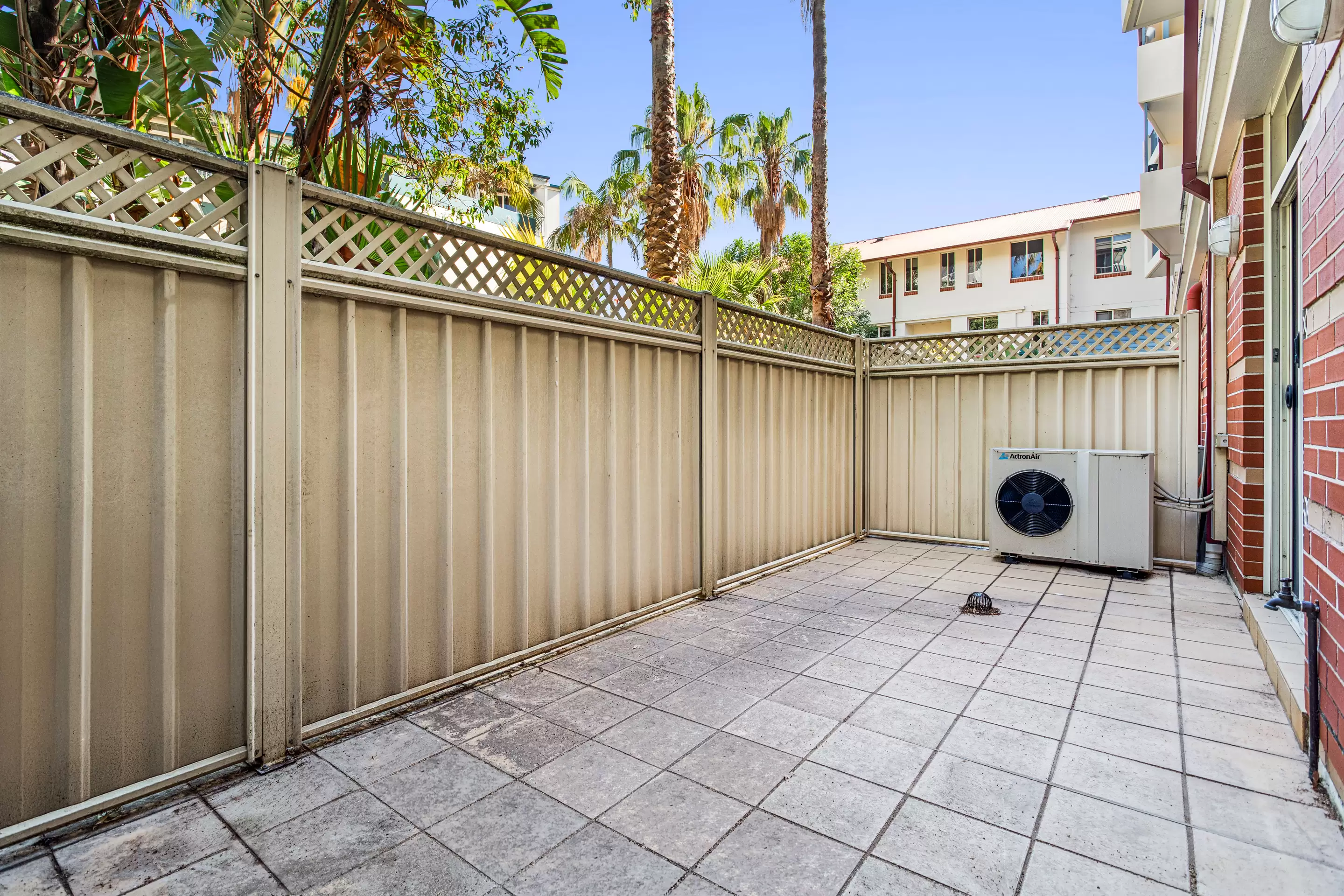 61/24 Buchanan Street, Balmain Leased by Coopers Agency - image 7