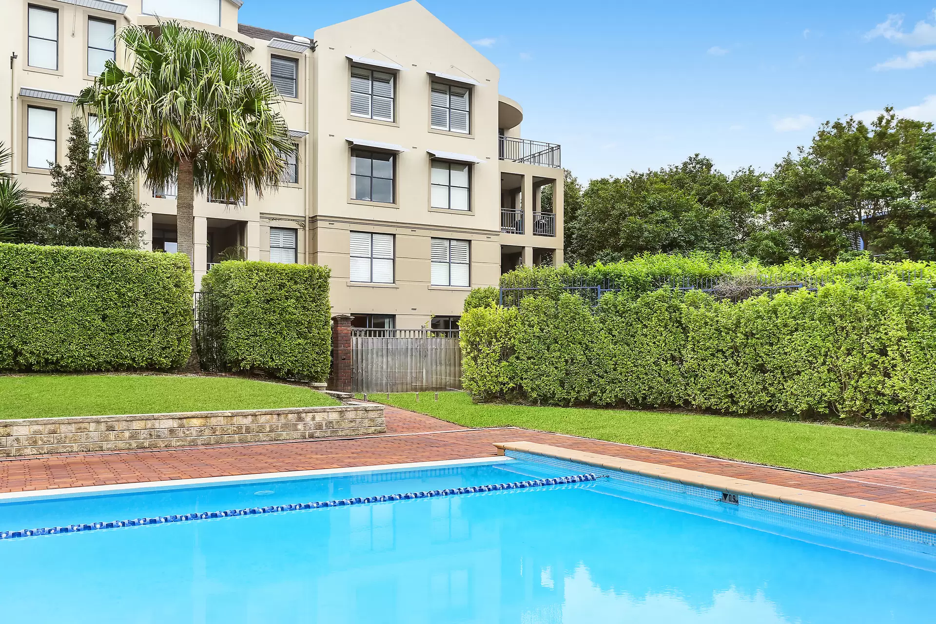 D14,1 Buchanan Street, Balmain Leased by Coopers Agency - image 1