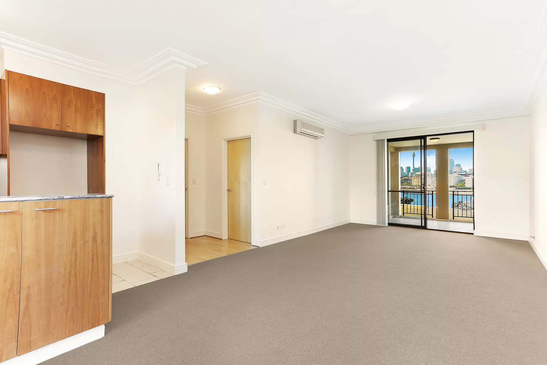 D14,1 Buchanan Street, Balmain Leased by Coopers Agency - image 1