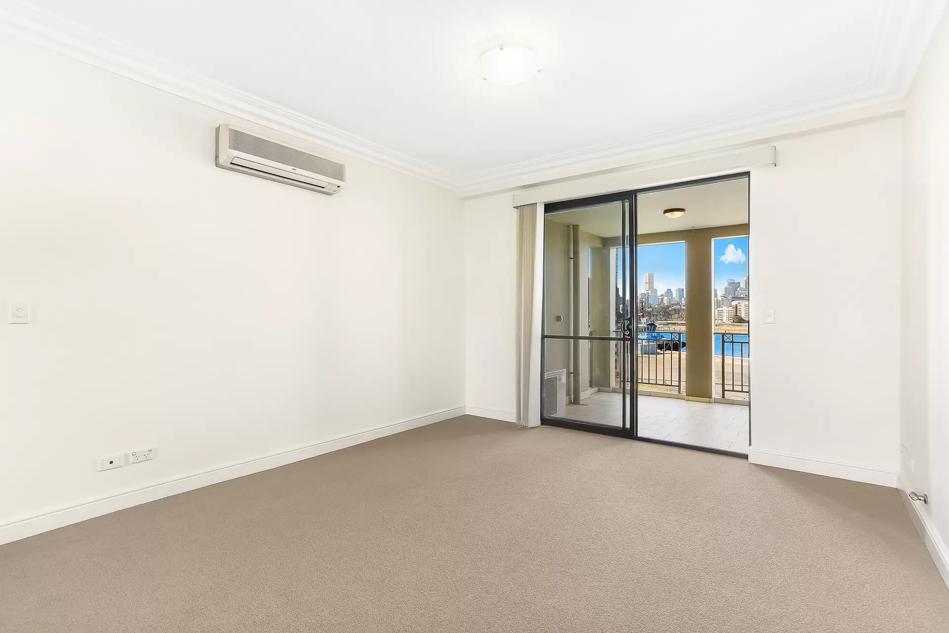D14,1 Buchanan Street, Balmain Leased by Coopers Agency - image 1