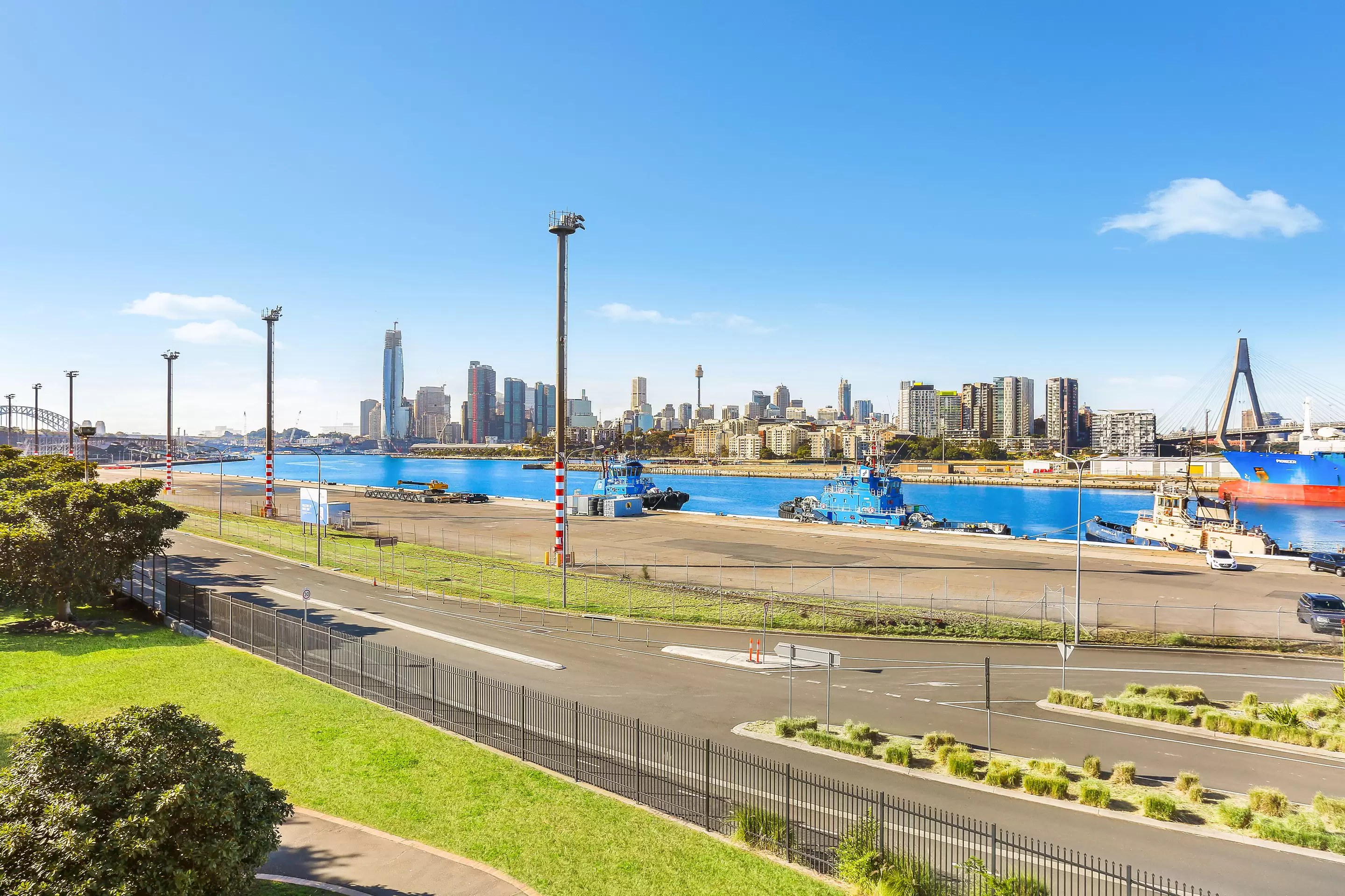 D14,1 Buchanan Street, Balmain Leased by Coopers Agency - image 2