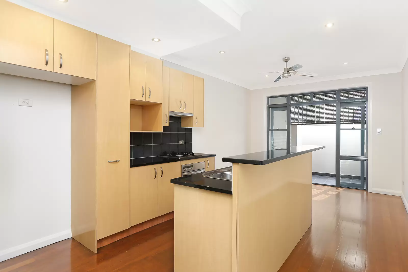 7/1-11 Albion Place, Rozelle Leased by Coopers Agency - image 3