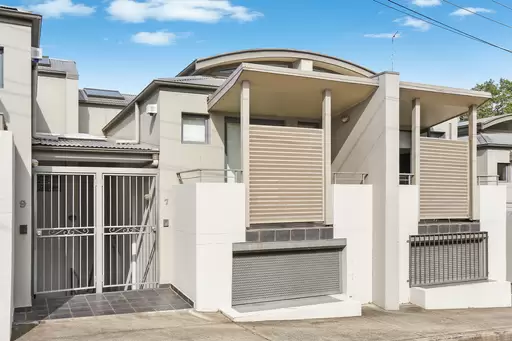 7/1-11 Albion Place, Rozelle Leased by Coopers Agency