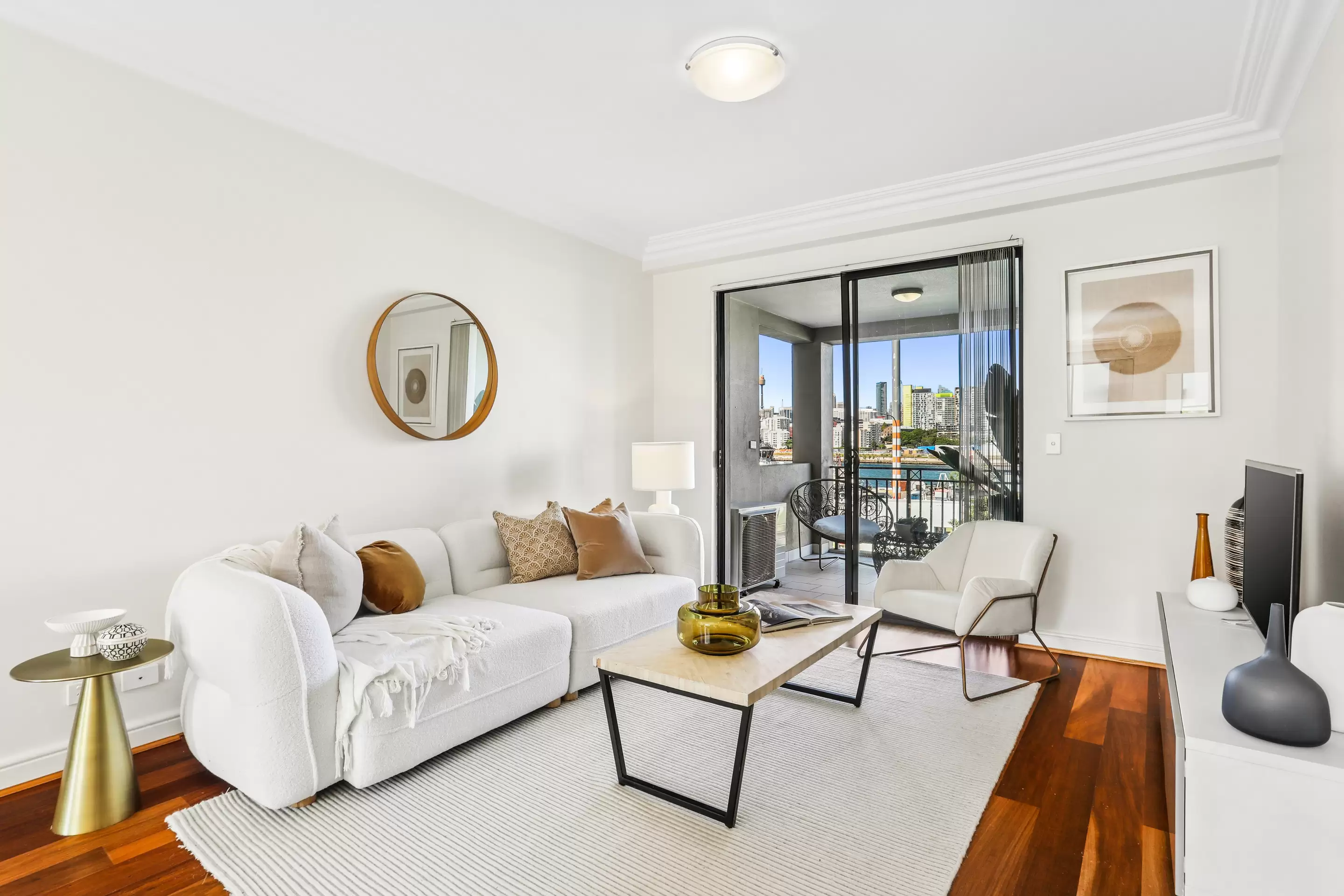 C15/1 Buchanan Street, Balmain For Sale by Coopers Agency - image 2