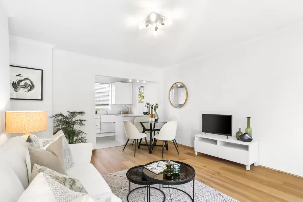 4/52 Greenwich Road, Greenwich Auction by Coopers Agency