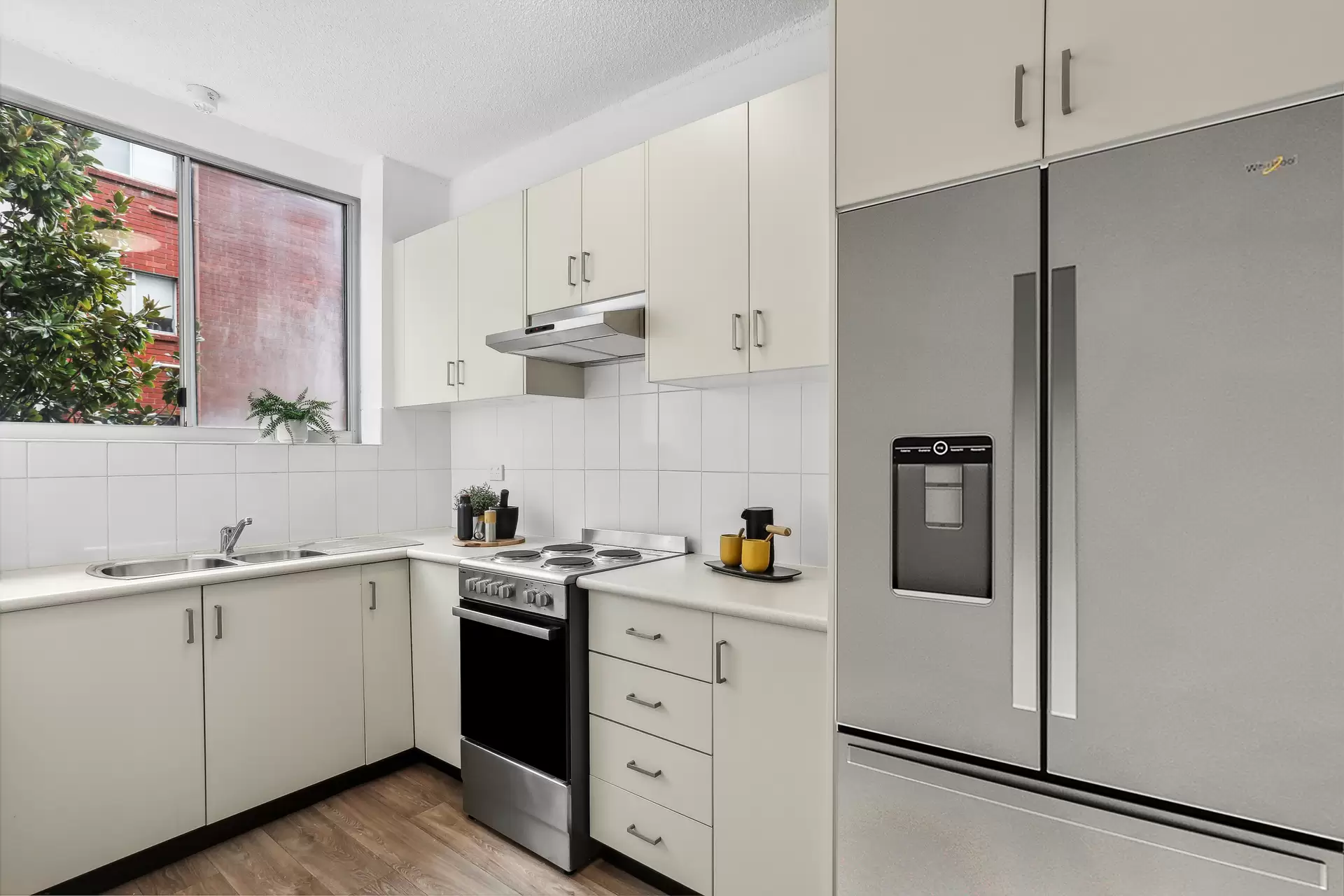 2/52 Hornsey Street, Rozelle Sold by Coopers Agency - image 1