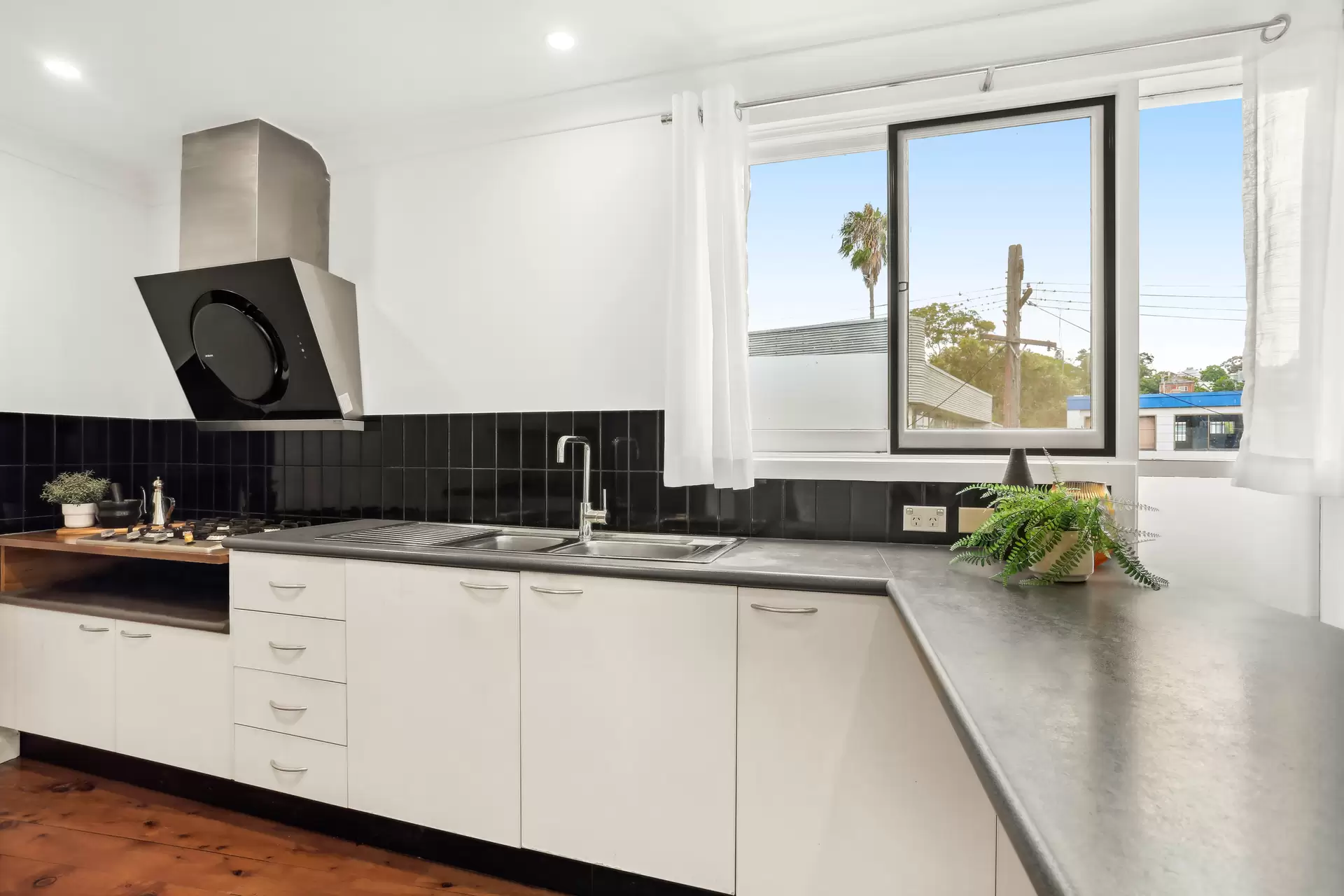 29 Parsons Street, Rozelle Sold by Coopers Agency - image 1