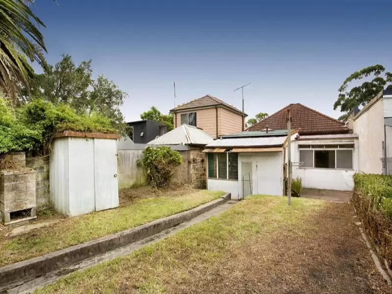 4 Cove Street, Birchgrove Sold by Coopers Agency - image 2