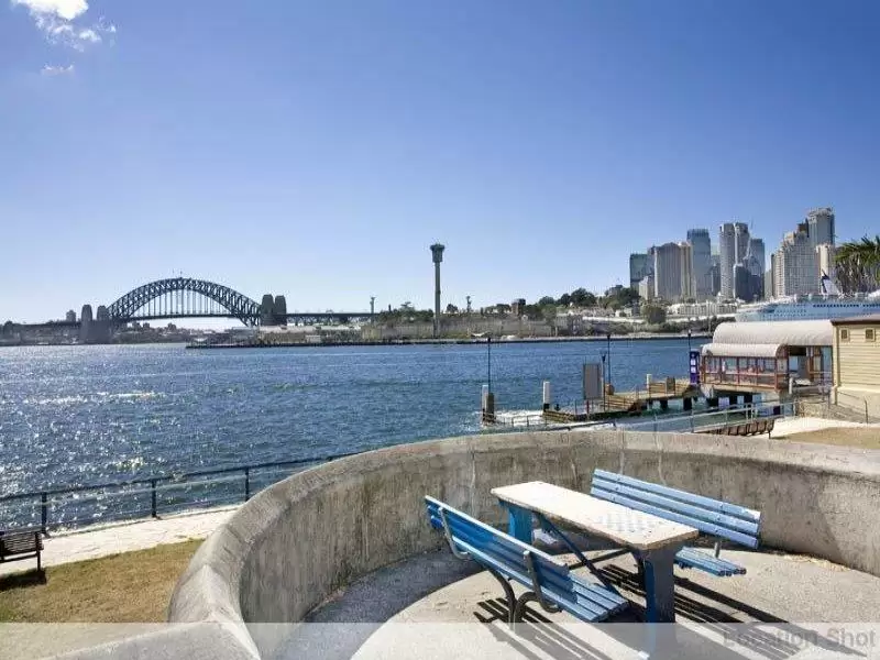 10/8 Lookes Avenue, Balmain East Sold by Coopers Agency - image 5