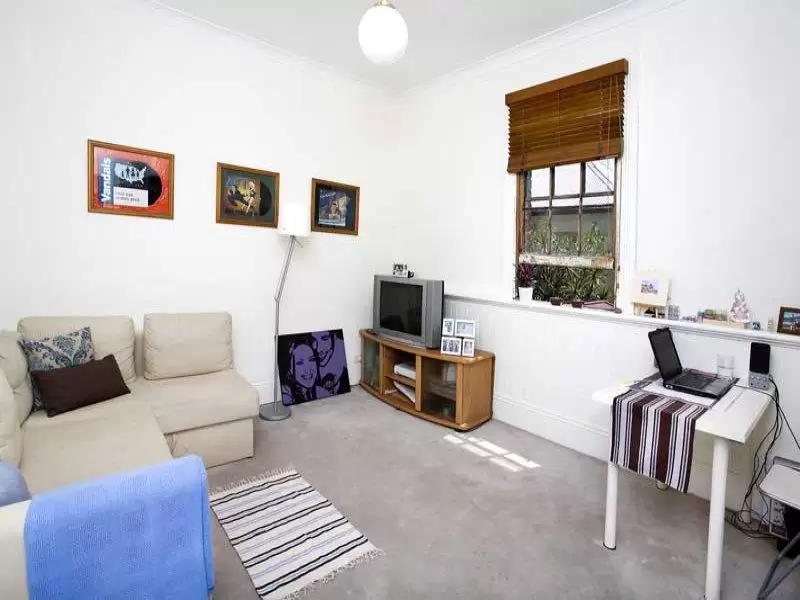 45 Victoria Road Only access via Crecent Street, Rozelle Sold by Coopers Agency - image 5