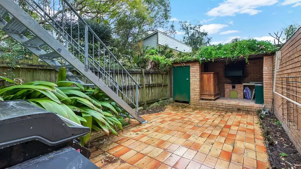 44 Reynolds Street, Balmain Leased by Coopers Agency - image 2