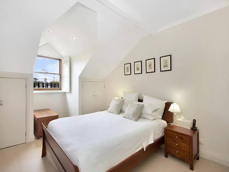 17 Harris Street, Balmain Leased by Coopers Agency - image 4