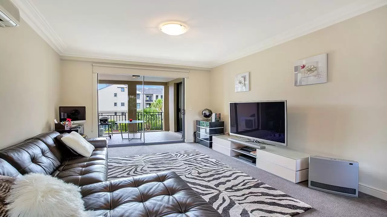 A8/1 Buchanan Street, Balmain Leased by Coopers Agency - image 2