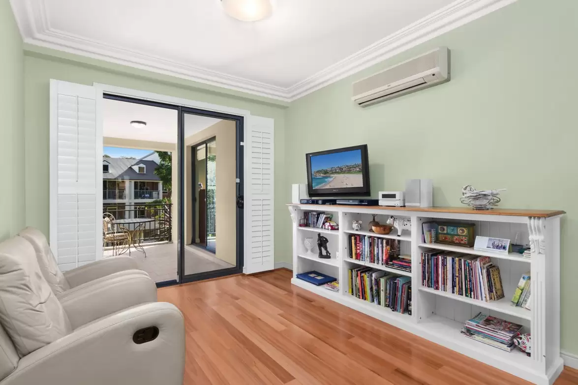 A15/1 Buchanan Street, Balmain Sold by Coopers Agency - image 1