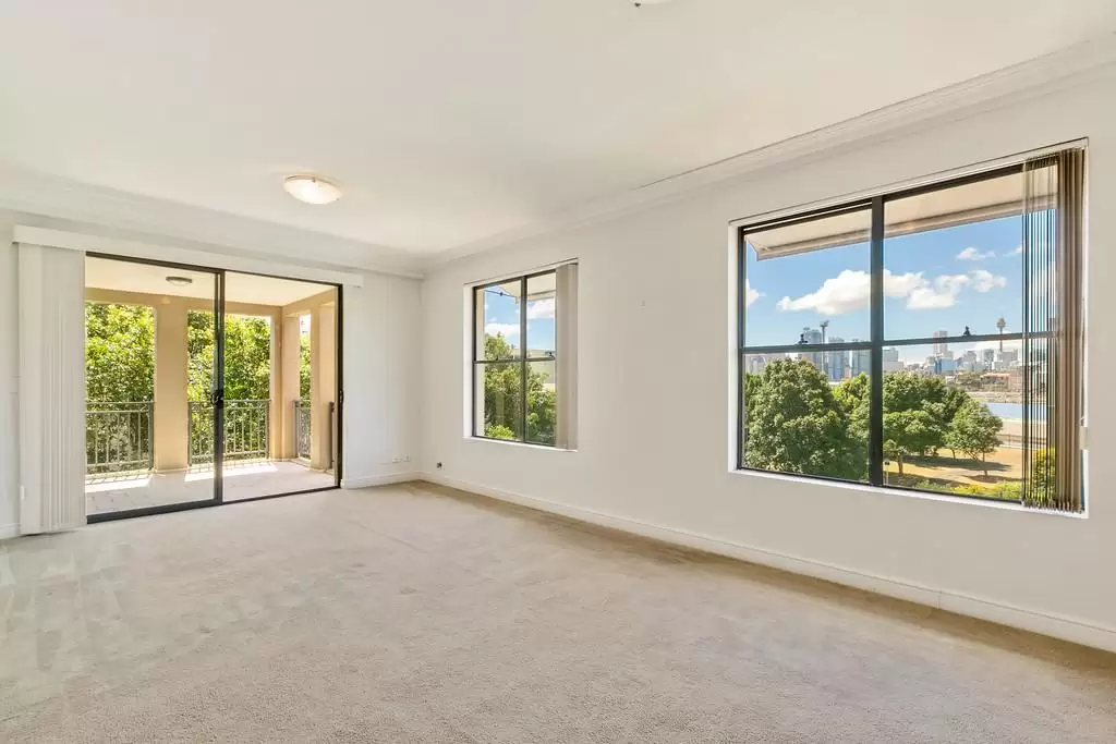 A7, 1 Buchanan Street, Balmain Leased by Coopers Agency - image 2