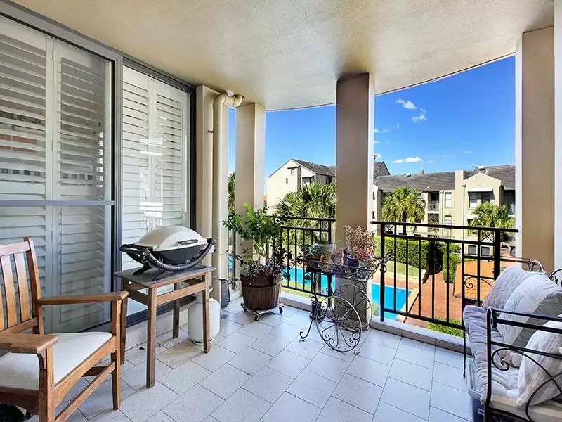 B12/1 Buchanan Street, Balmain Leased by Coopers Agency - image 5