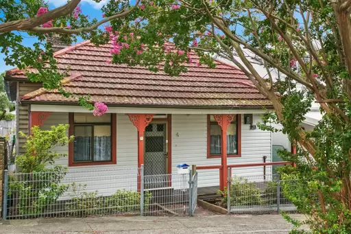 76 O'Neill Street, Lilyfield Sold by Coopers Agency