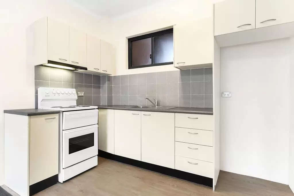 2/7-9 Birchgrove Road, Balmain Leased by Coopers Agency - image 2