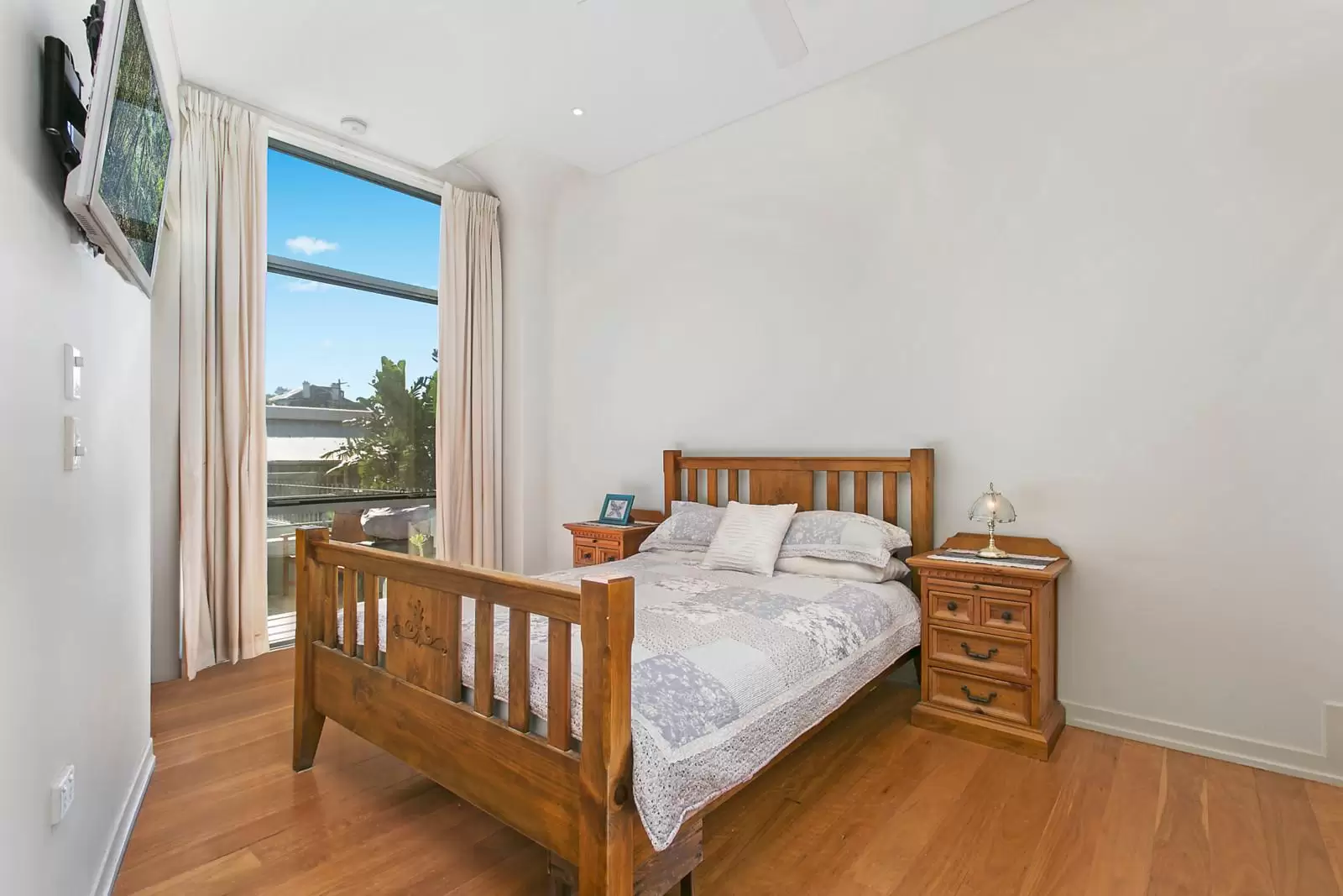 P115, 22 Colgate Avenue, Balmain Sold by Coopers Agency - image 3