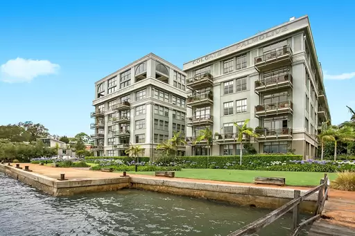 C201/23 Colgate Avenue, Balmain Sold by Coopers Agency